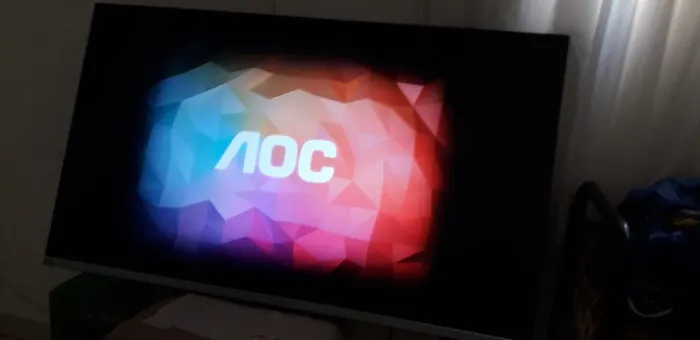 Smart tv 50" POLEGADAS UHD 4k aoc tv de maio 2024