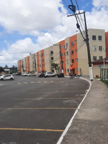 Imóvel para venda possui 48 metros quadrados com 2 quartos em Ponto Certo - Camaçari - BA