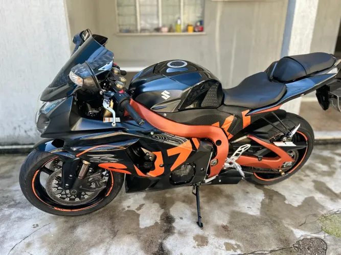 Suzuki Srad Gsx R 1000 novíssima 