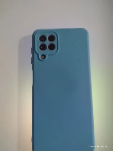 Celular Galaxy com cara de novo
