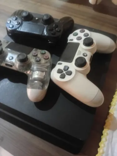 Vendo ps4 slin 1t