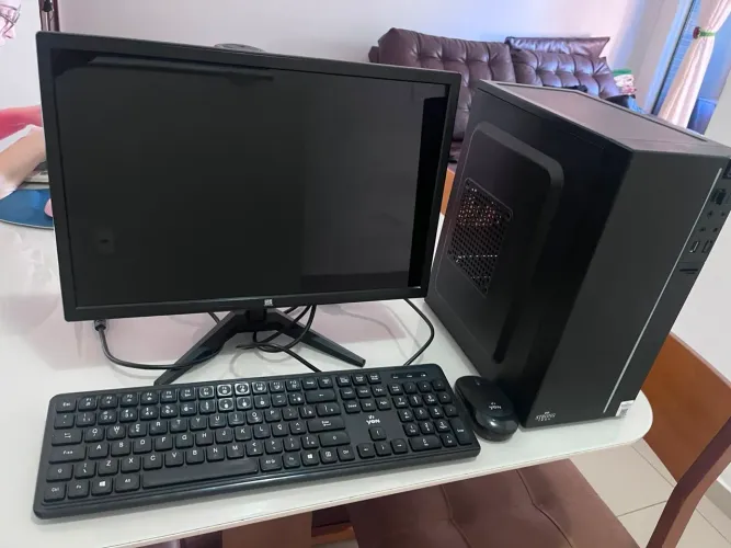 Computador completo Strong Tech
