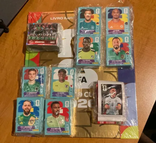 Album da copa 2026 completo com as 994 figurinhas para colar - Capa dura prata ou dourado