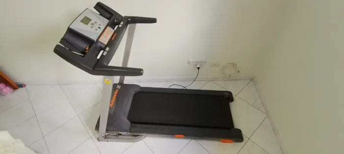 Esteira Athletic Advanced 430 EE