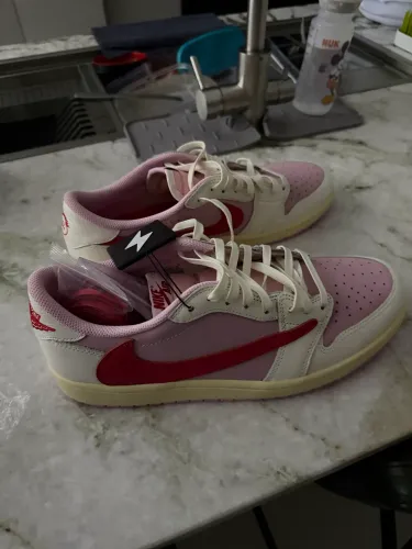 Travis Scott x Air Jordan 1 Low OG SP Sail Tropical Pink