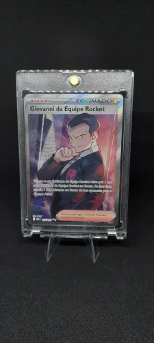 Carta Pokémon Apoiador/Treinador Giovanni da Equipe Rocket 225/182