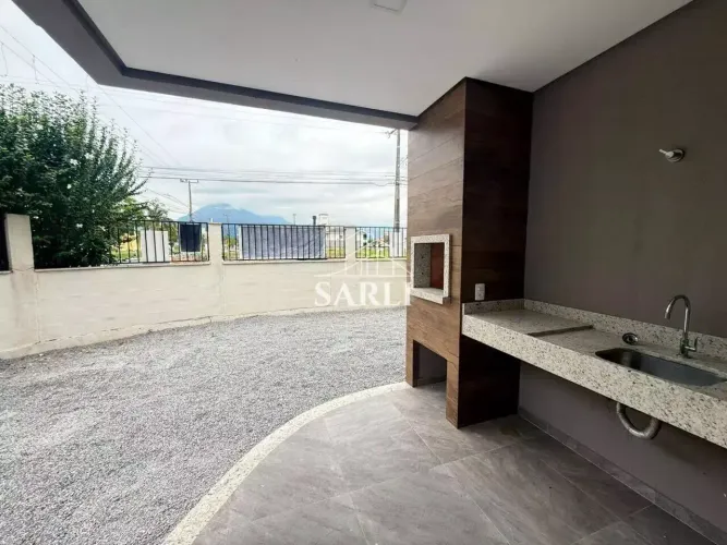 Casa em condomínio fechado na Nova Palhoça Conforto e segurança para sua família