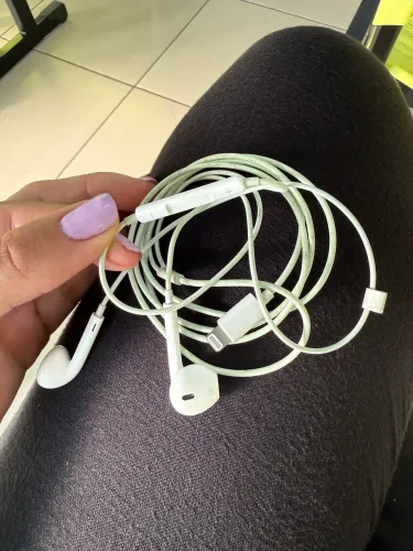 Fone de ouvido lightning original Apple
