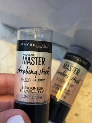 Iluminador maybelline new York- duas cores disponíveis 