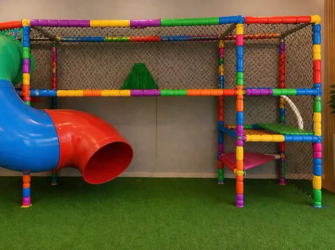 Brinquedão Infantil kidplay com Tobogã Tubular - Excelente Estado