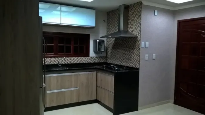Vendo casa em Pinheiral, ótima localização de R$850.000,00 por R$750.000,00