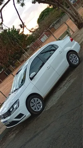 Volkswagen Voyage 1.6 MSI Flex 8V 4P 2022