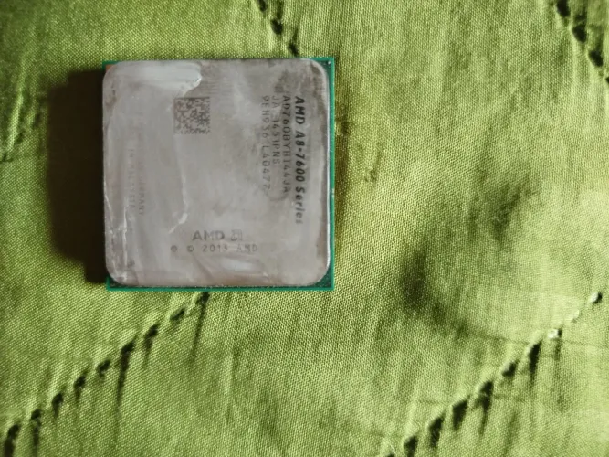 AMD A8 7600 series