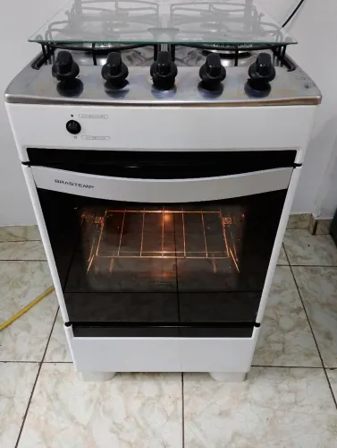 Fogão Brastemp semi-novo