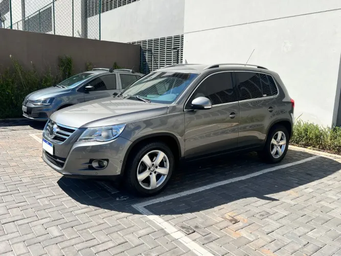 Volkswagen Tiguan 2.0 TSI 16V 200cv Tiptronic 5P 2011