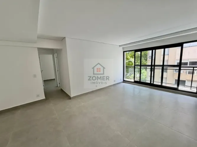Apartamento com sacada 75 metros 1 quarto 2 vagas no bairro Jardim Botânico - Porto Alegre