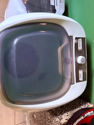 Vendo maquina de lavar e centrifugar 
