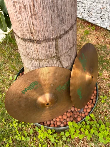 Hi Hat Paiste Sound Edge 1000 - 14 polegadas.