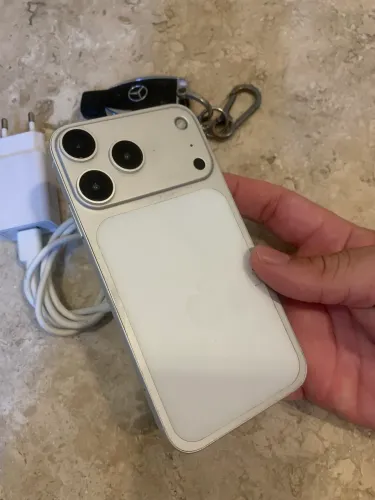 IPHONE XR TRANSFORMADO NO 17 PRO FUNCIONANDO PERFEITAMENTE 