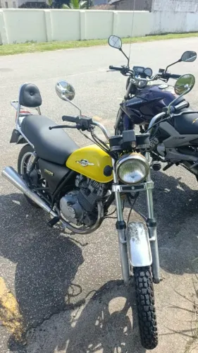 Intruder 125