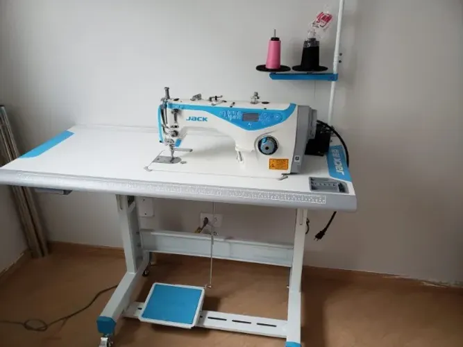 Máquina de Costura Industrial Jack A4 Eletrônica - Completa