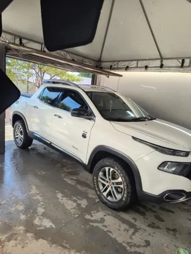 Fiat Toro Volcano 2.0 16V 4X4 TB Diesel Aut. 2017