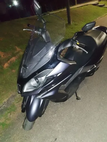 Vendo moto zerada no meu nome e só pegar e roda *88