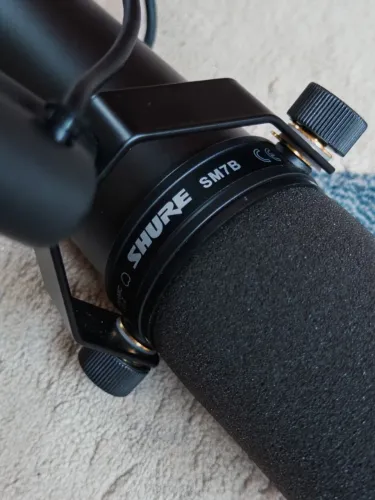 Shure SM7B Studio Microfone