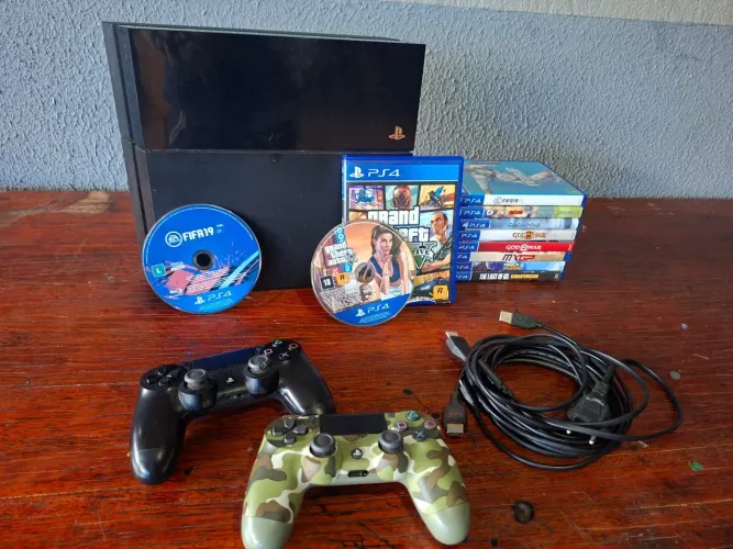 VENDE-SE PS4