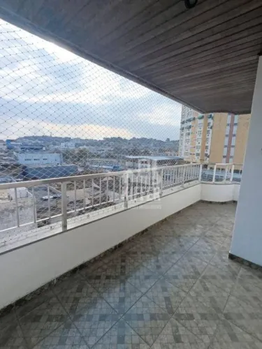 Excelente apartamento à venda no Rocha, com aproximadamente 97m², amplo, bem ventilado e p