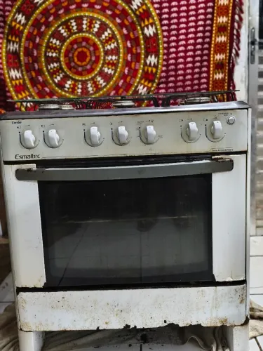 Fogão 6 Bocas + Forno (TUDO FUNCIONANDO PERFEITAMENTE)".