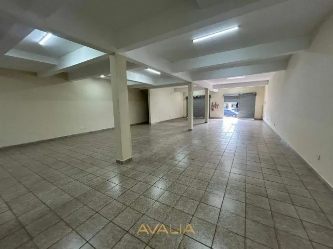 SALÃO DISPONÍVEL PARA LOCAÇÃO NA AVENIDA ARIO BARNABE