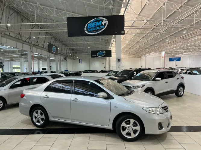 Toyota Corolla XEI 2.0 Flex 16V Aut. 2013