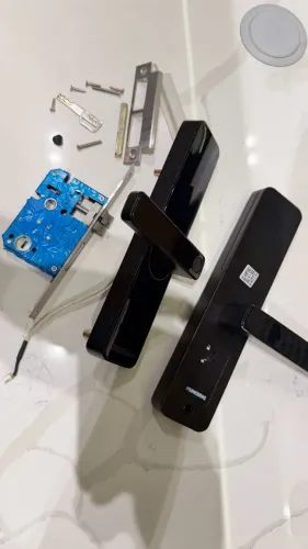 Fechadura Eletrônica de Embutir c/ Senha, Biometria e Wifi - Primebras
