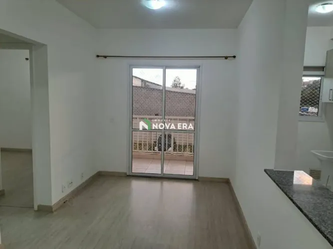 Apartamento com 2 dormitórios à venda, 50 m² por R$ 395.000,00 - Ortizes - Valinhos/SP