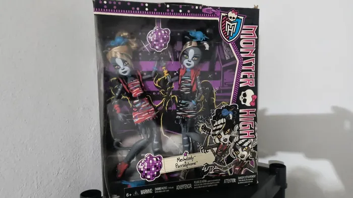Meowlody e Purrsephone zombie shake recolocadas