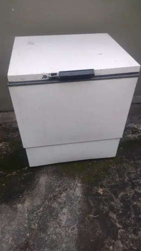 FREEZER ORIZONTAL PEQUENO 127v