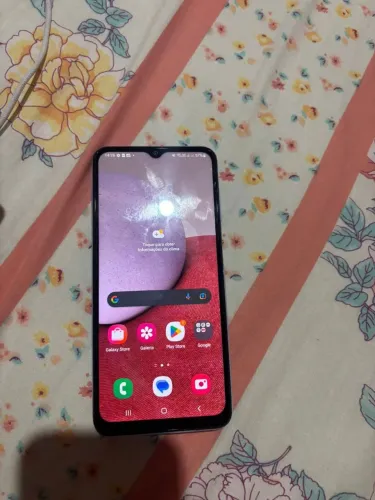 Vende se um celular a13 no valor de 350 reais 