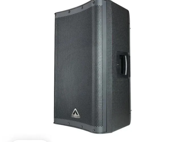 Armev Evx15"1400WBivolt 3200 podendo cai pra 3000 vem a capa dela também zera nunca usasa