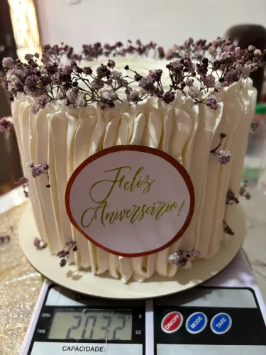 Bolos com e sem açúcar, glúten e lactose, manteiga
