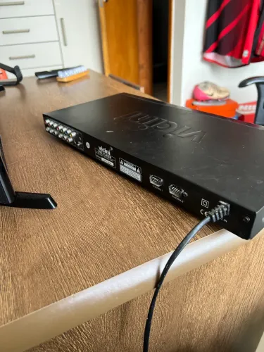 vendo dvd player com defeito