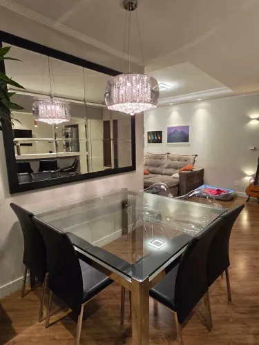 Conjunto de Mesa de Jantar Quadrada 1,40 x 1,40 em Vidro e Inox com 6 Cadeiras