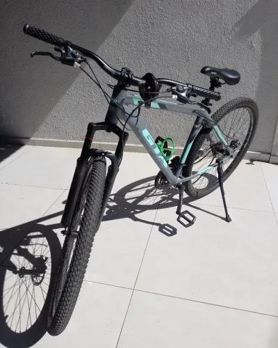 Bicicleta Aro 26 Gta Start 21v freio a disco de alumínio