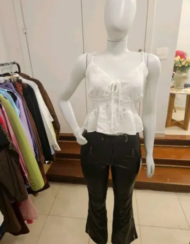 calça couro legítimo preta wide leg