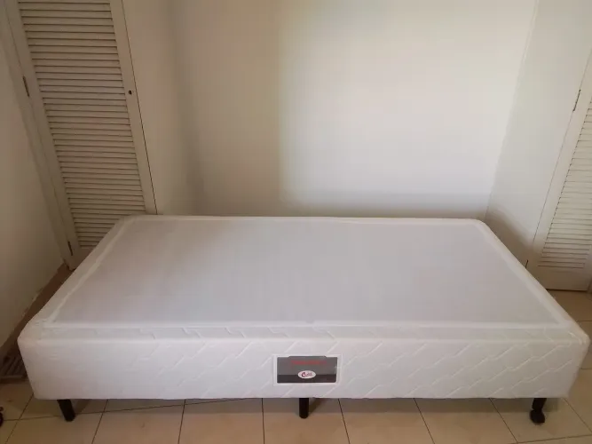 Base para Cama Marca Castor