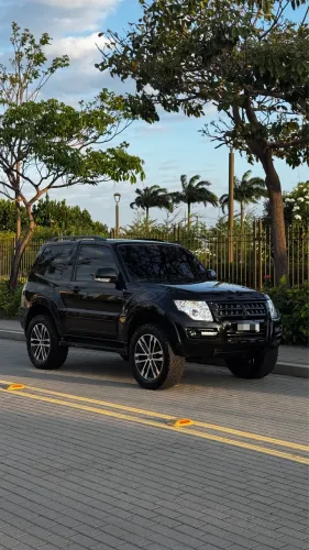 Mitsubishi Pajero HPE Full 3.2 4X4 T.i.dies.3p Aut. 2020