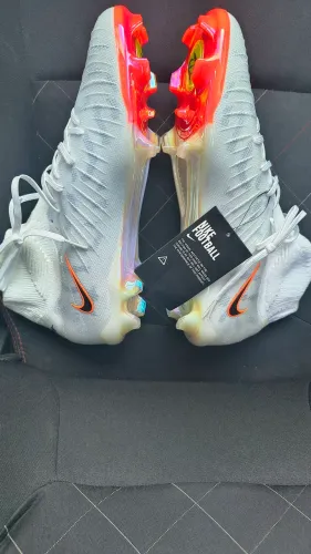 Chuteira Nike Phantom Luna Elite 42