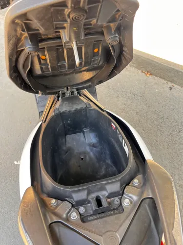 Nmax 160 abs