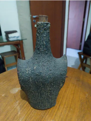 Garrafa tronco de árvore