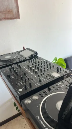 Mixer Pioneer A9 + Case